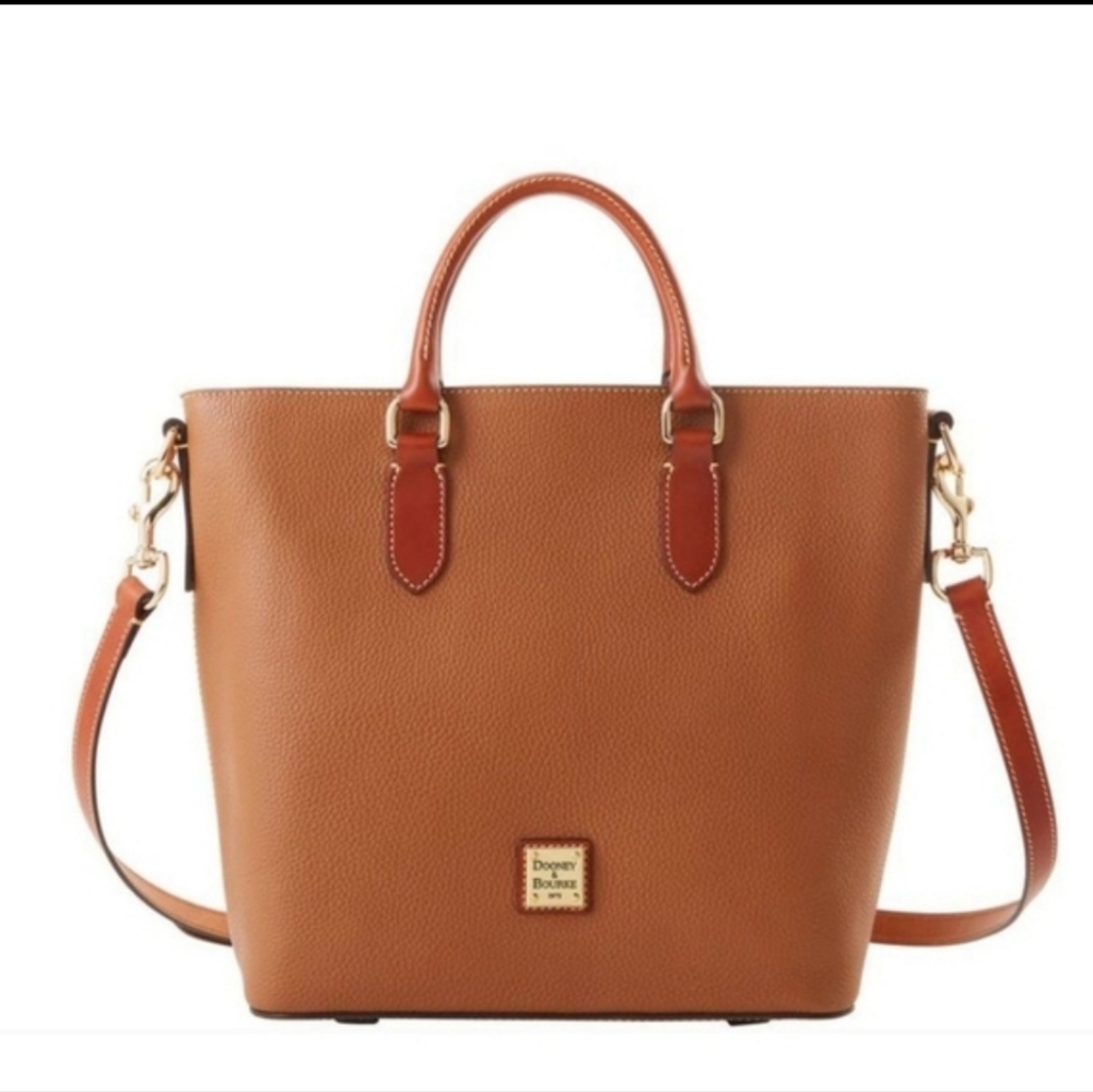 🆕️Dooney & Bourke Editors Tote